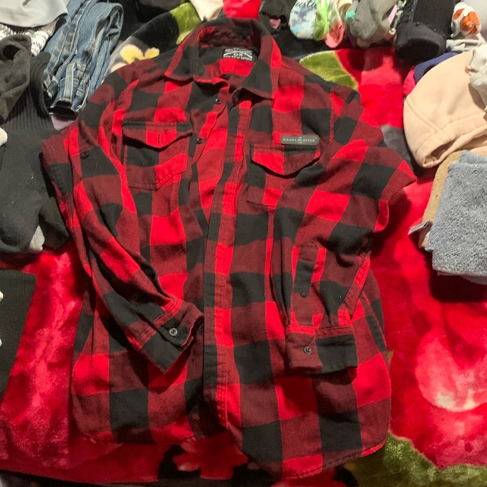 Grunt style flannel small